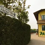 Aparthotel S