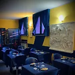 S Aparthotel 4*
