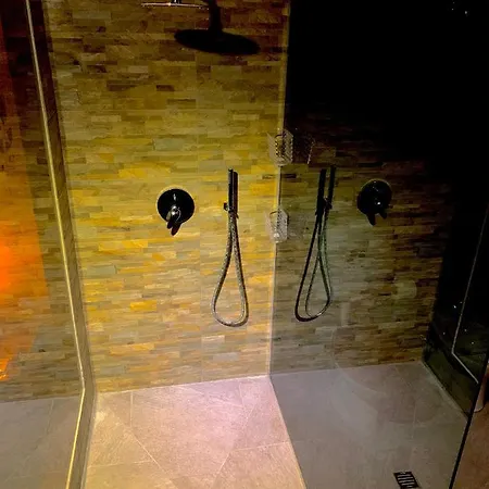 S Apartmanhotel Front