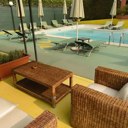 S Hotel apartamentowy