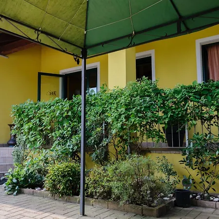 Hotel apartamentowy S Front