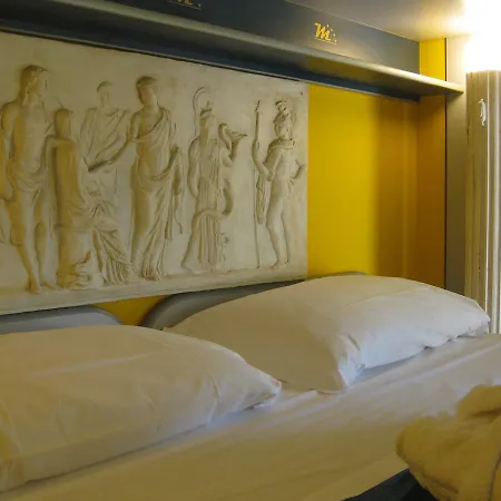 Aparthotel S 4*