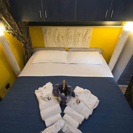 S Hotel apartamentowy 4*